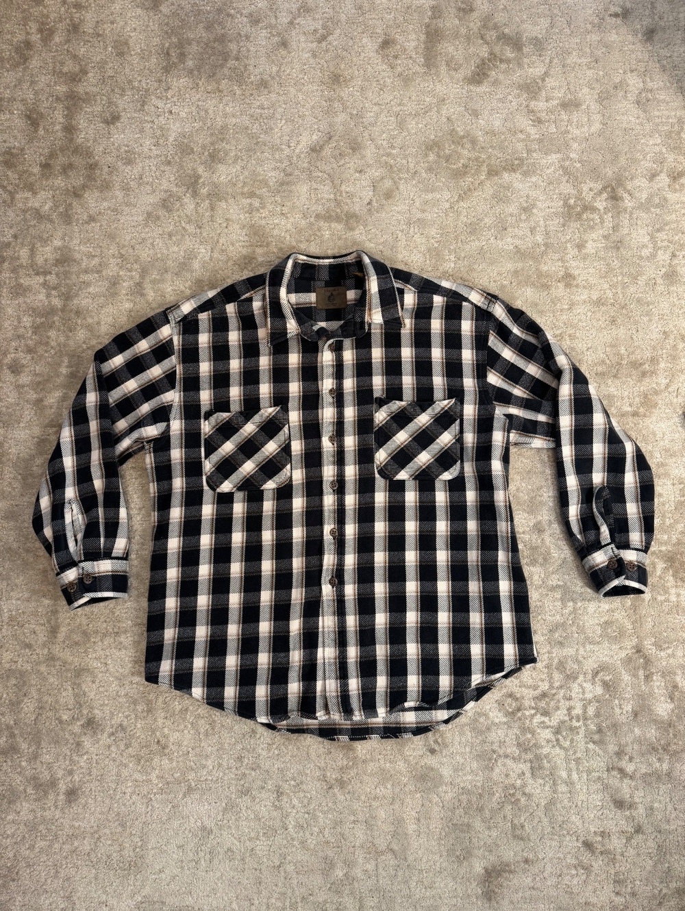 St. John's Bay Men's Black and White Plaid Long Sleeve Shirt XL